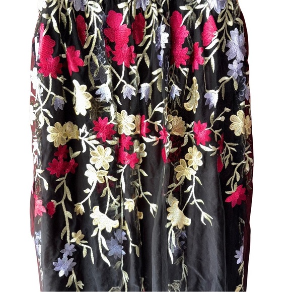 City Studio Black and Red Sleeveless Formal Cocktail Dress - Picture 7 of 11